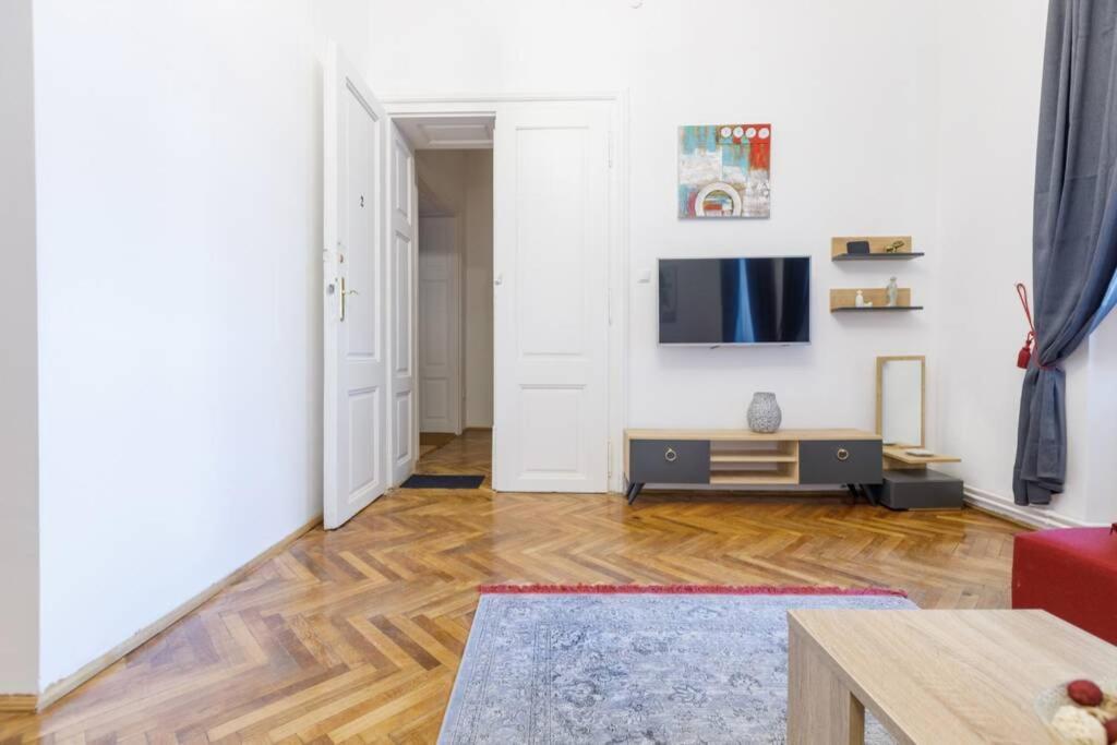 Mira Central Studio Braszów Zewnętrze zdjęcie